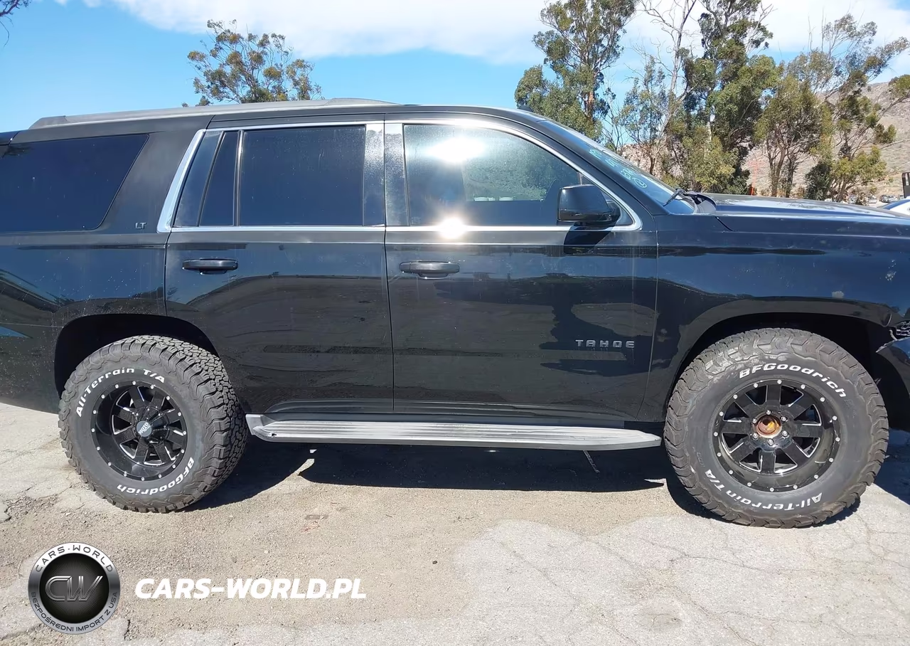 2016 Chevrolet Tahoe Lt VIN:1GNSCBKCXGR388063 - 13