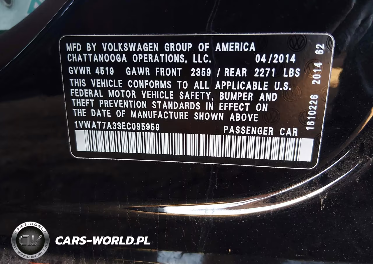 2014 Volkswagen Passat 1.8T Wolfsburg Edition VIN:1VWAT7A33EC095959 - 9