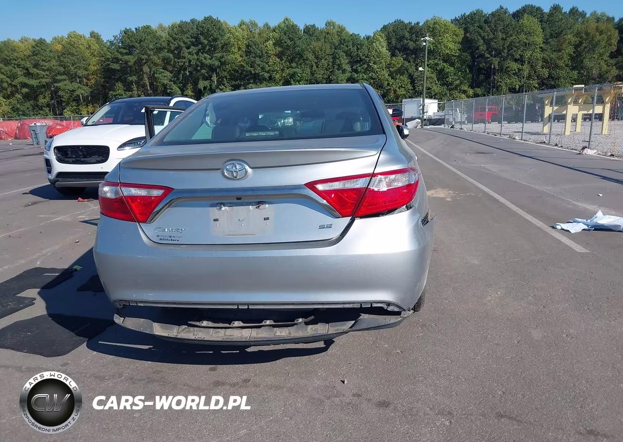 2017 Toyota Camry Se VIN:4T1BF1FK6HU755014 - 6
