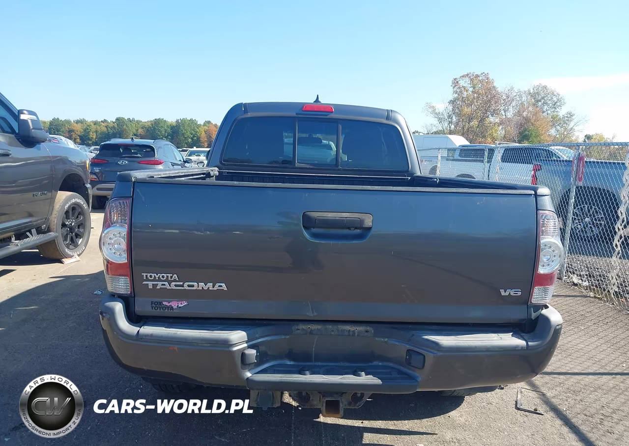2014 Toyota Tacoma Base V6 VIN:5TFUU4ENXEX095103 - 16