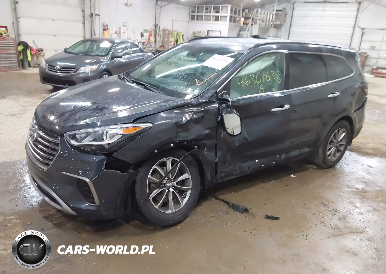 2018 Hyundai Santa Fe Se VIN:KM8SMDHF7JU283516 - 2
