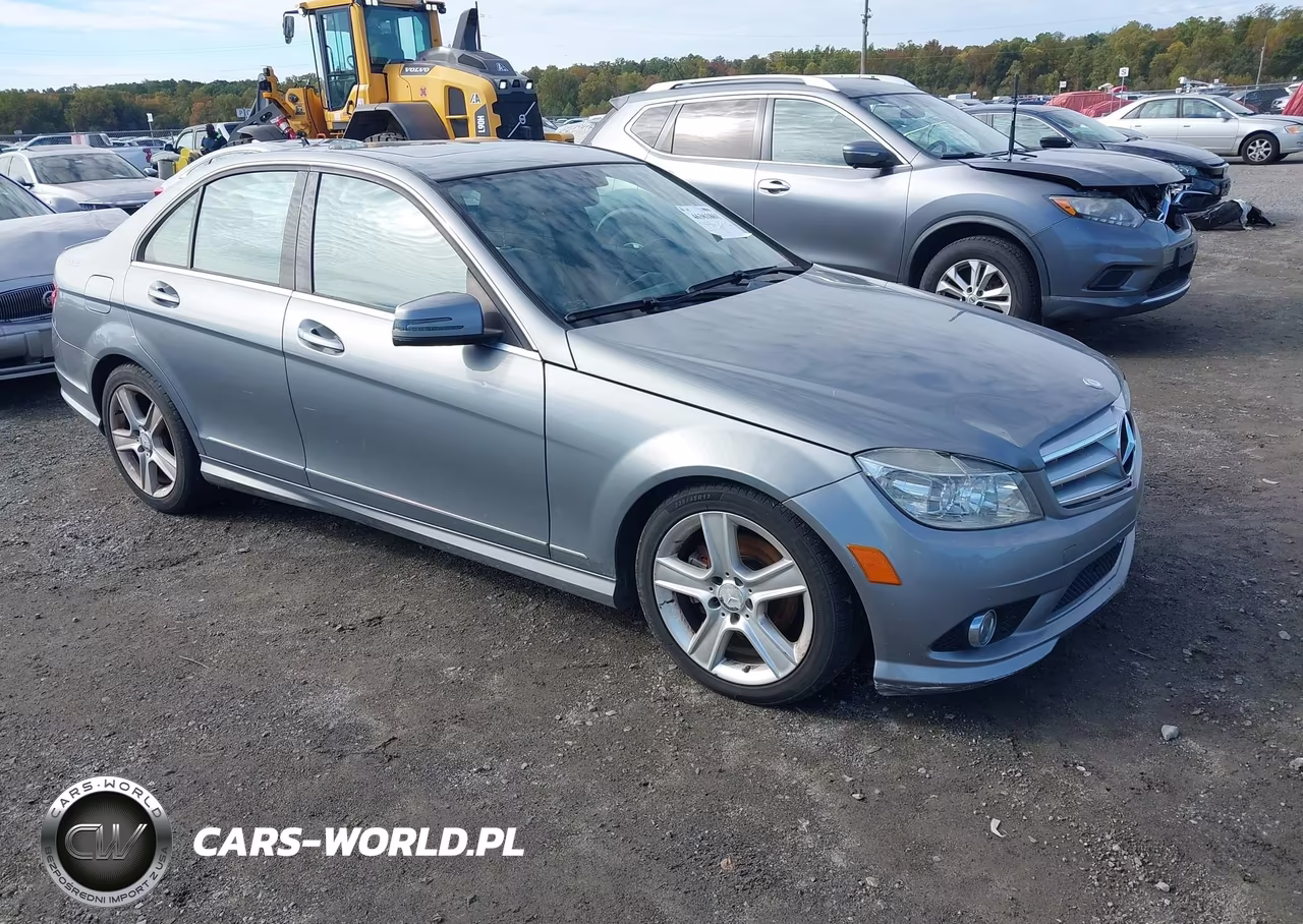 2010 Mercedes-Benz C 300 Luxury 4Matic-Sport 4Matic – zdjęcie 1 z 15