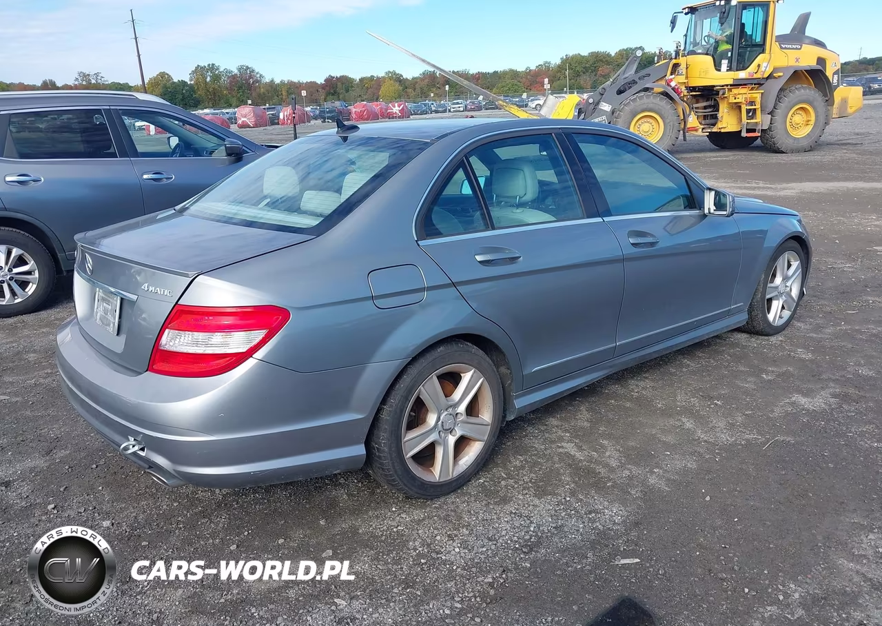 2010 Mercedes-Benz C 300 Luxury 4Matic-Sport 4Matic VIN:WDDGF8BB6AF423695 - 4