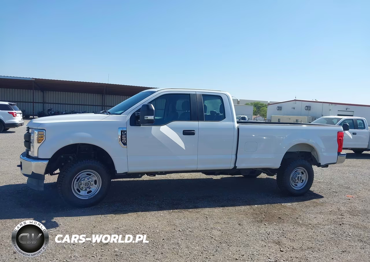2018 Ford F-250 Xl VIN:1FT7X2B6XJEC69960 - 16