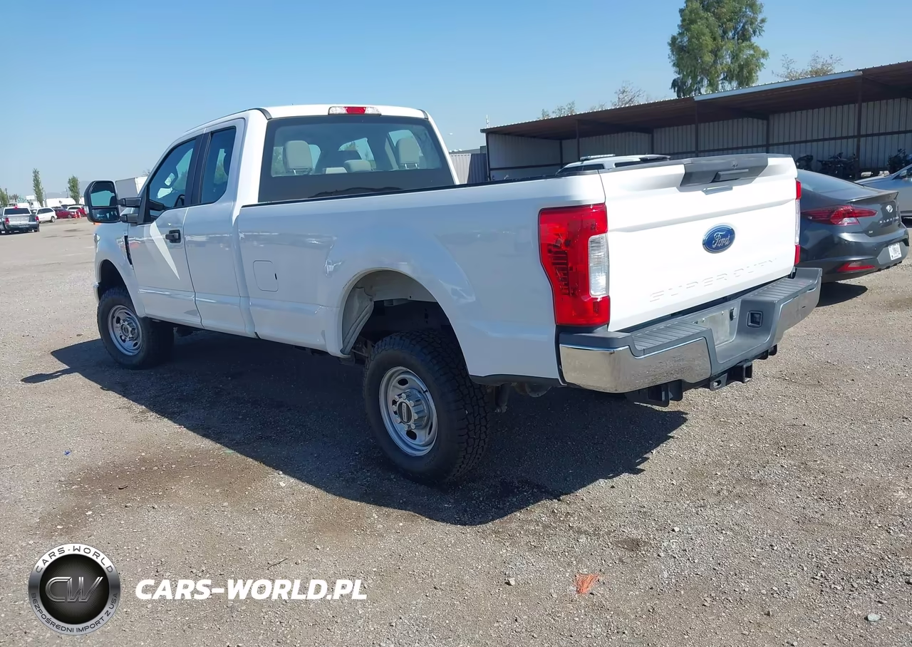 2018 Ford F-250 Xl VIN:1FT7X2B6XJEC69960 - 3