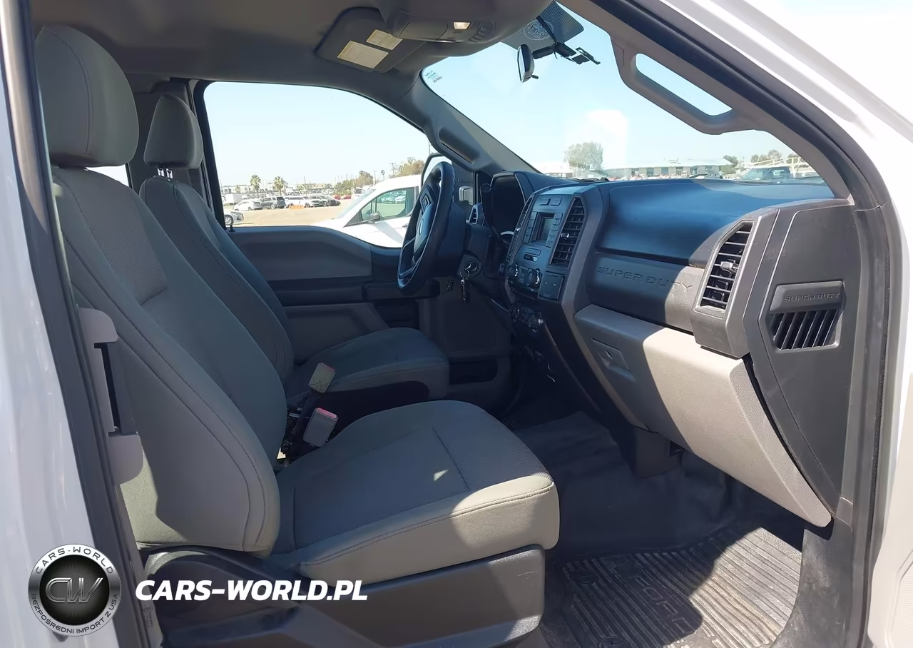 2018 Ford F-250 Xl VIN:1FT7X2B6XJEC69960 - 5