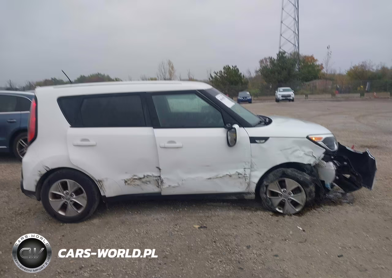 2014 Kia Soul VIN:KNDJN2A22E7744327 - 13