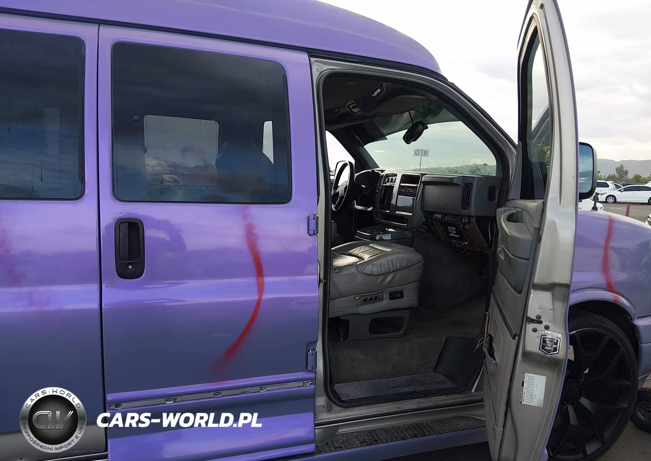 2003 GMC Savana Cutaway Standard-Standard W-C7L-C7N VIN:1GDFG15T831196407 - 5