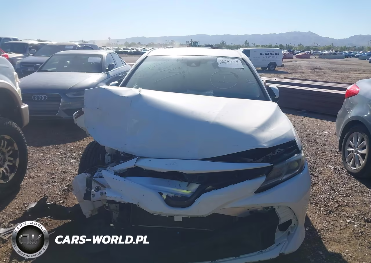 2018 Toyota Camry Le VIN:JTNB11HK0J3029009 - 6