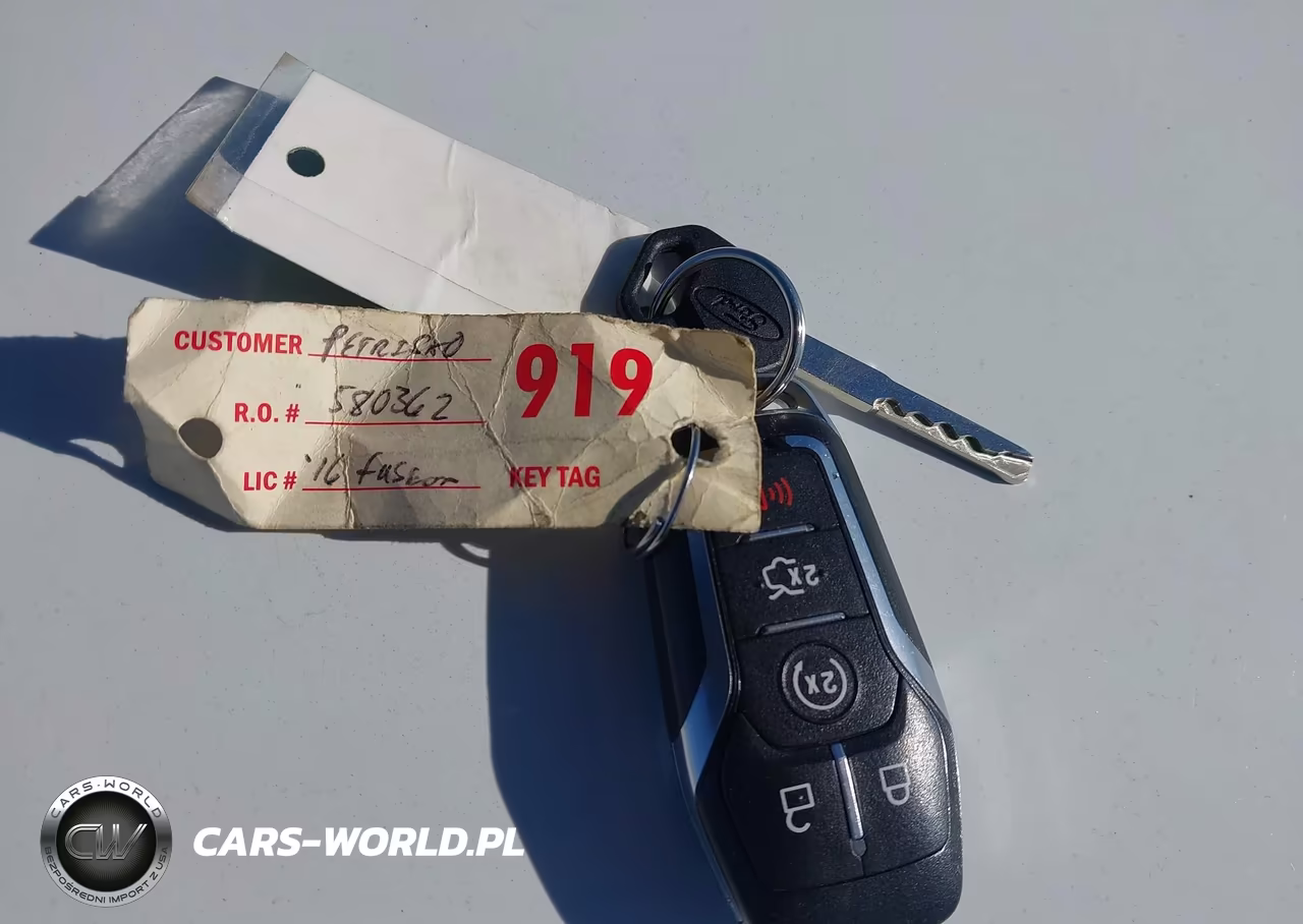 2016 Ford Fusion Se VIN:3FA6P0HD0GR111452 - 11