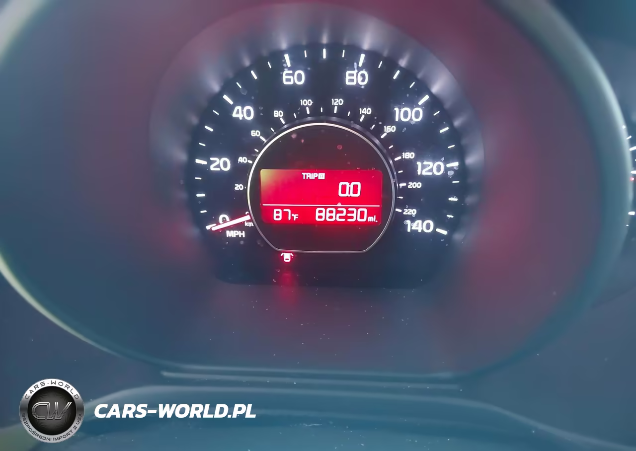 2014 Kia Soul VIN:KNDJN2A27E7067629 - 7