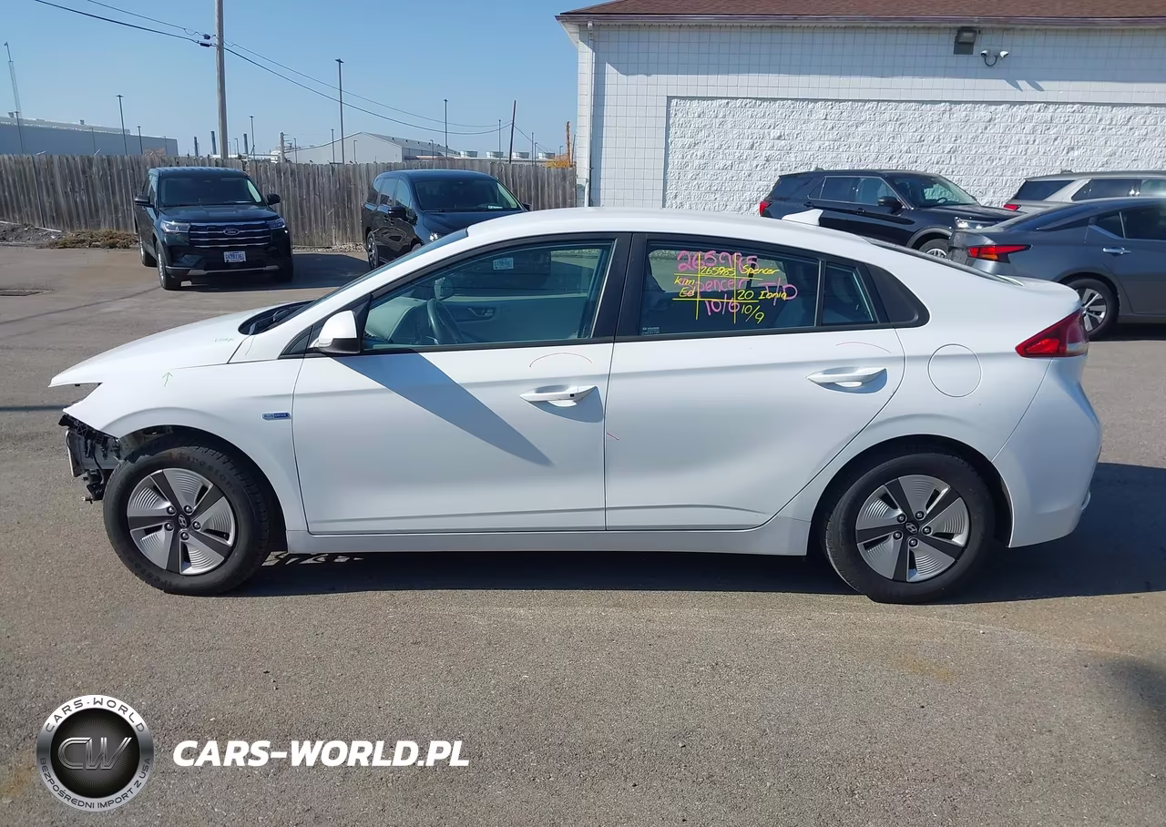 2020 Hyundai Ioniq Hybrid Blue VIN:KMHC65LC3LU220031 - 19
