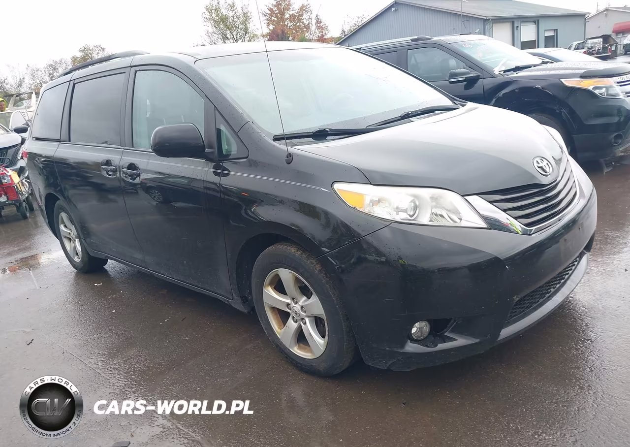 2011 Toyota Sienna Le V6