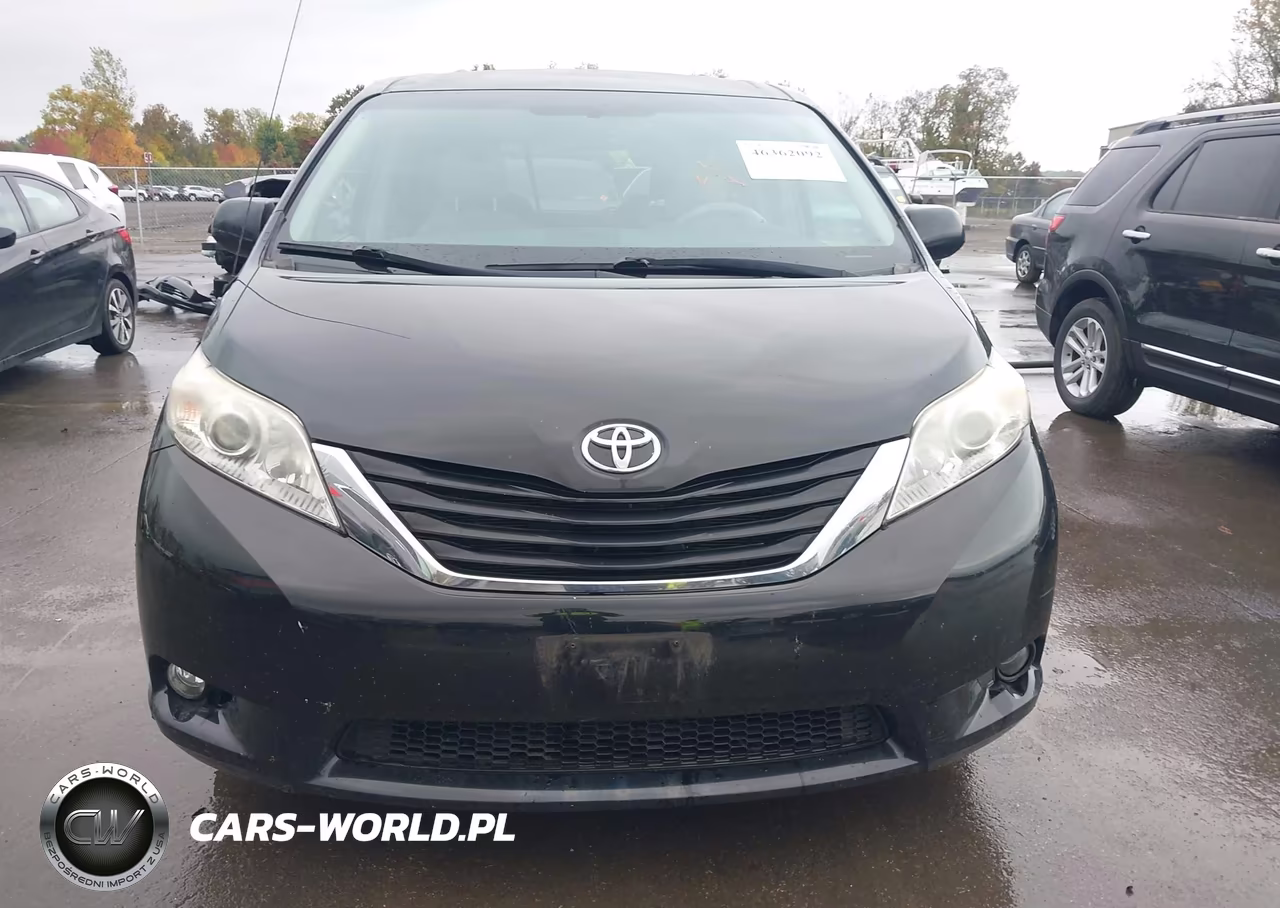 2011 Toyota Sienna Le V6 VIN:5TDKK3DC8BS164220 - 12