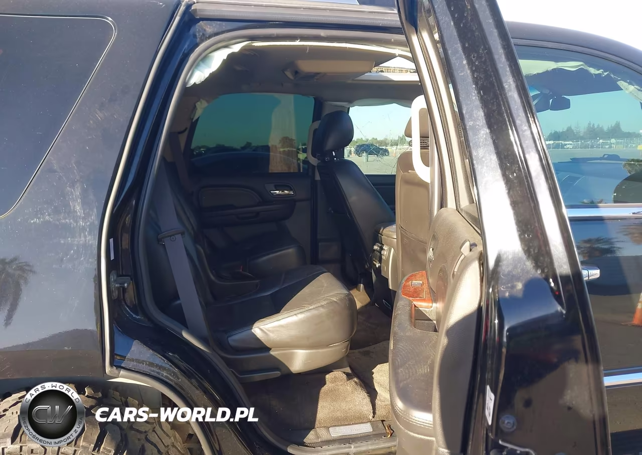 2011 Cadillac Escalade Premium VIN:1GYS4CEF2BR133010 - 8