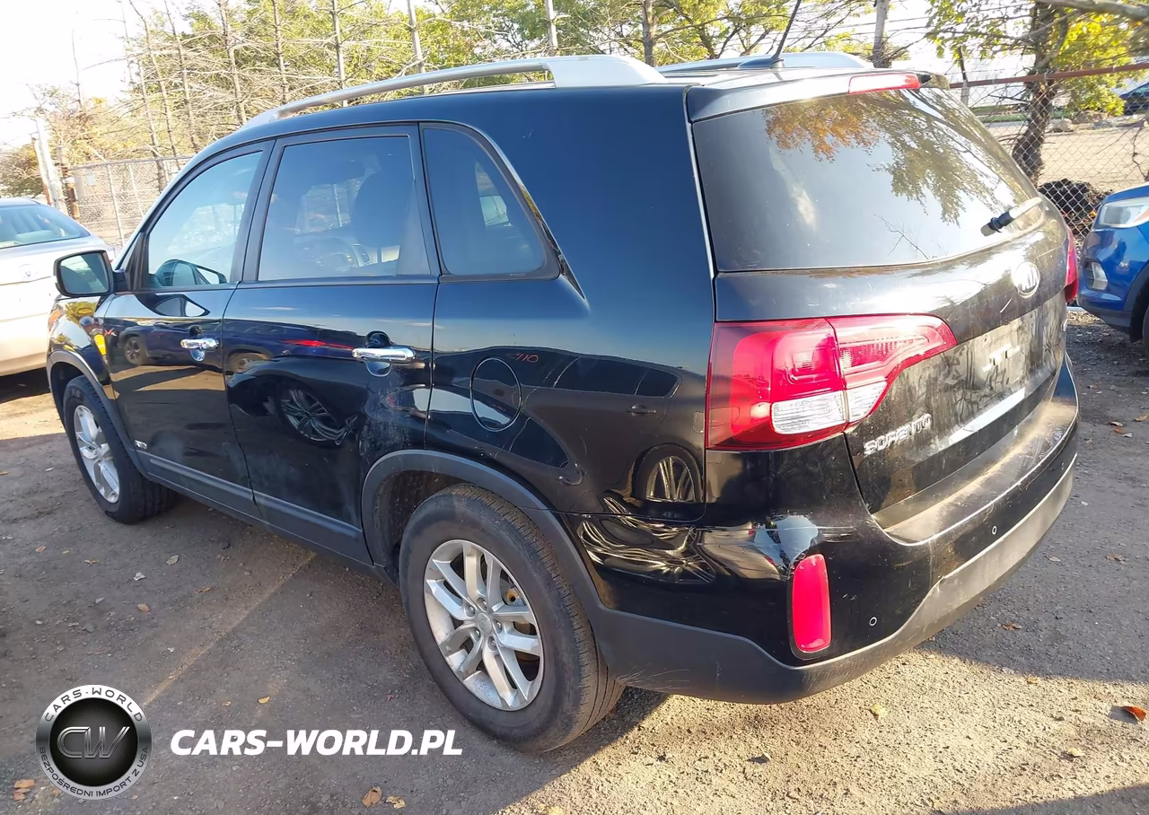 2015 Kia Sorento Lx VIN:5XYKTCA62FG624356 - 3