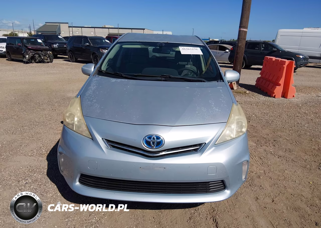 2013 Toyota Prius V Three VIN:JTDZN3EU6D3220088 - 12