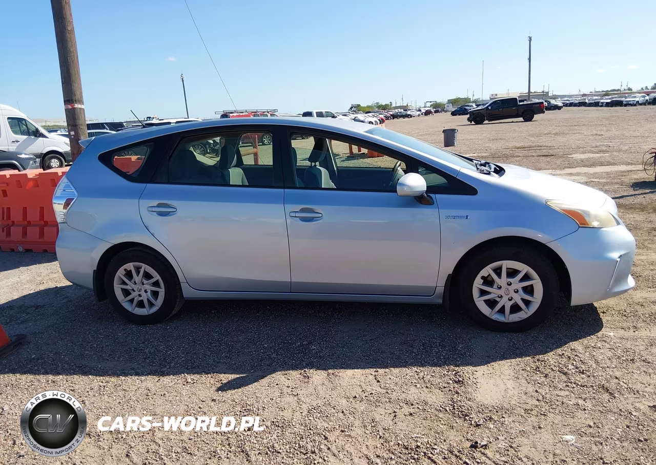 2013 Toyota Prius V Three VIN:JTDZN3EU6D3220088 - 13