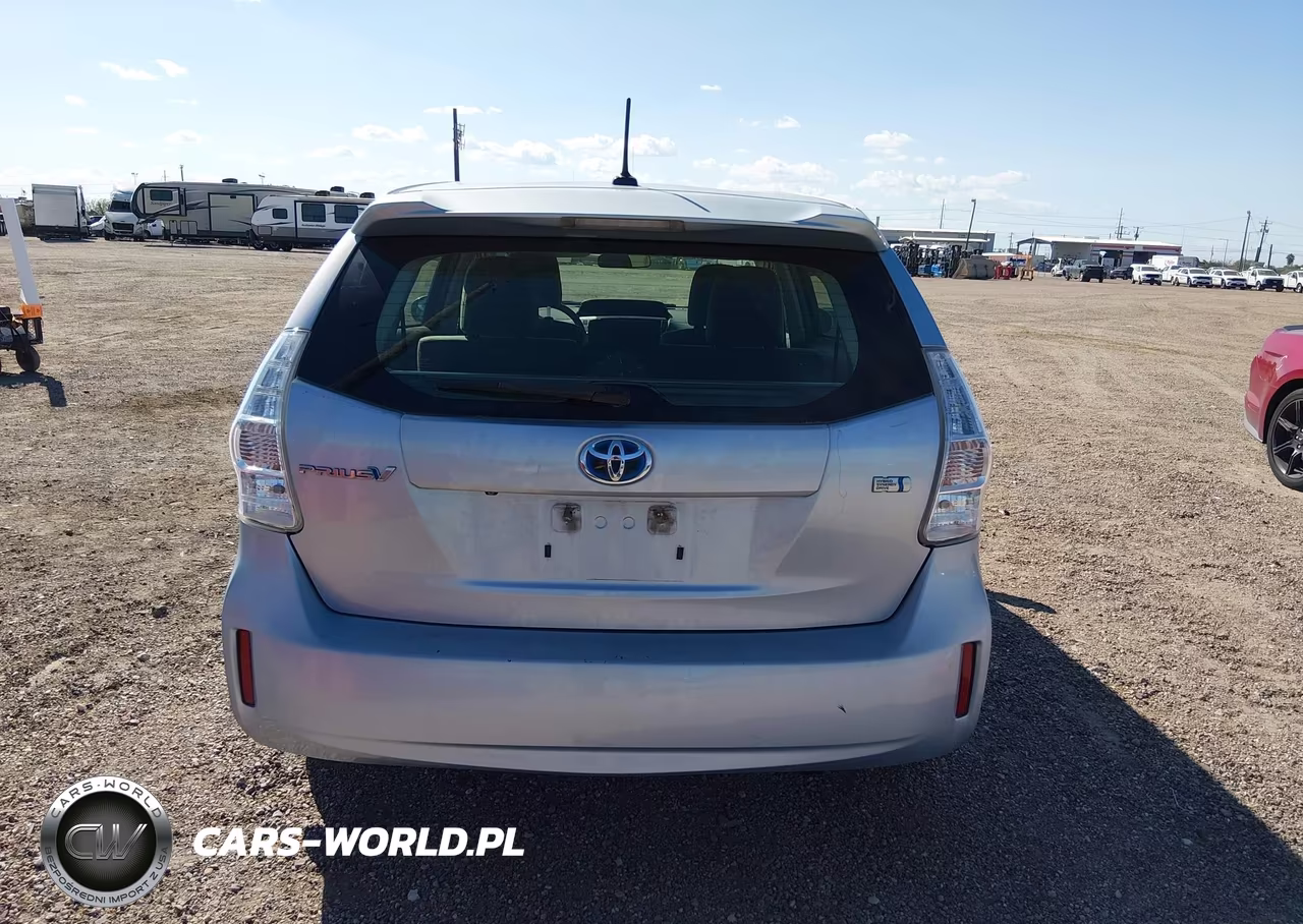 2013 Toyota Prius V Three VIN:JTDZN3EU6D3220088 - 16