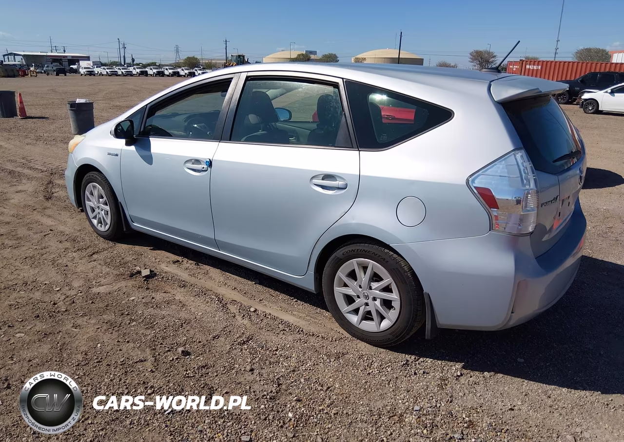 2013 Toyota Prius V Three VIN:JTDZN3EU6D3220088 - 3