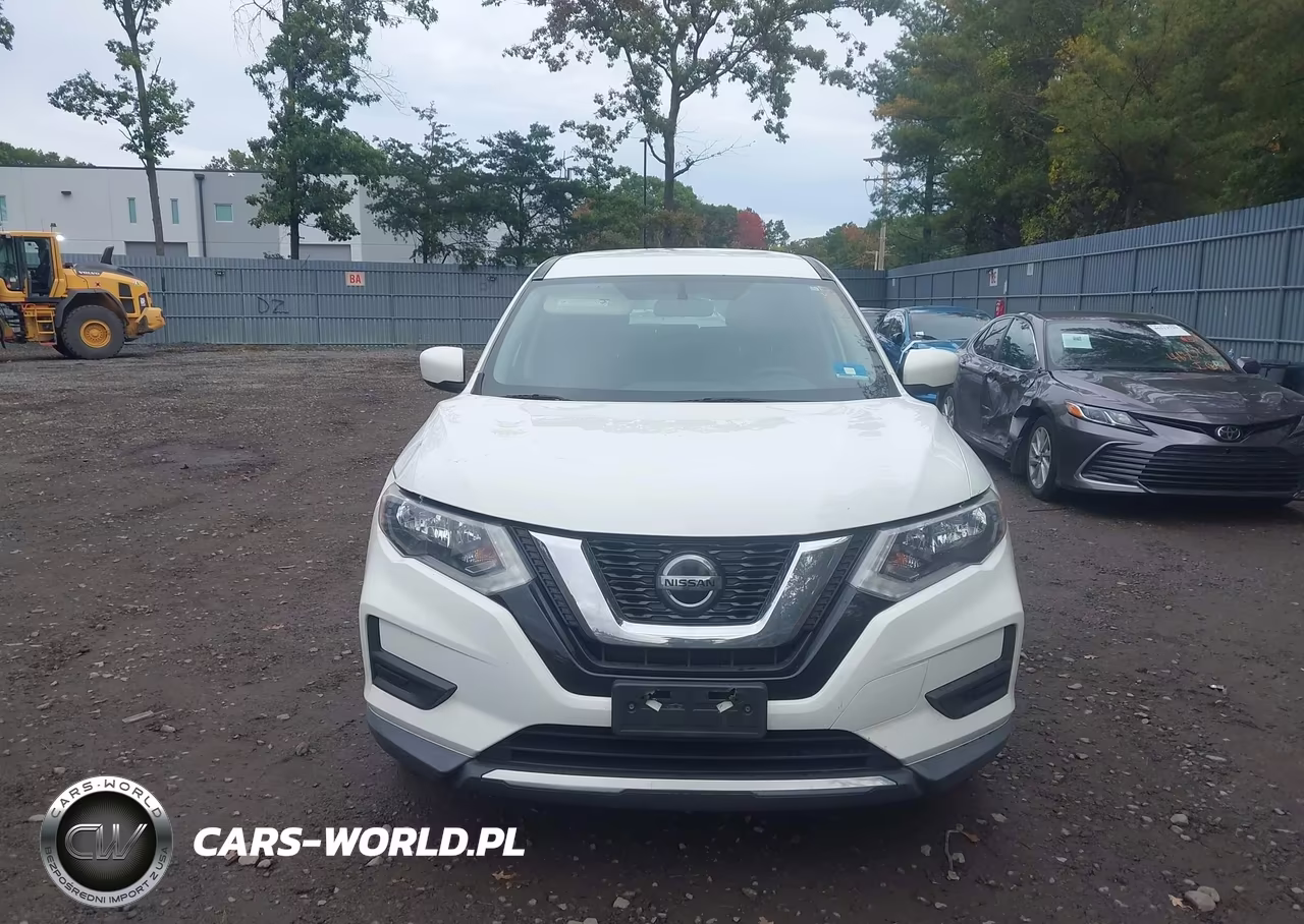 2018 Nissan Rogue S VIN:KNMAT2MV6JP563446 - 12