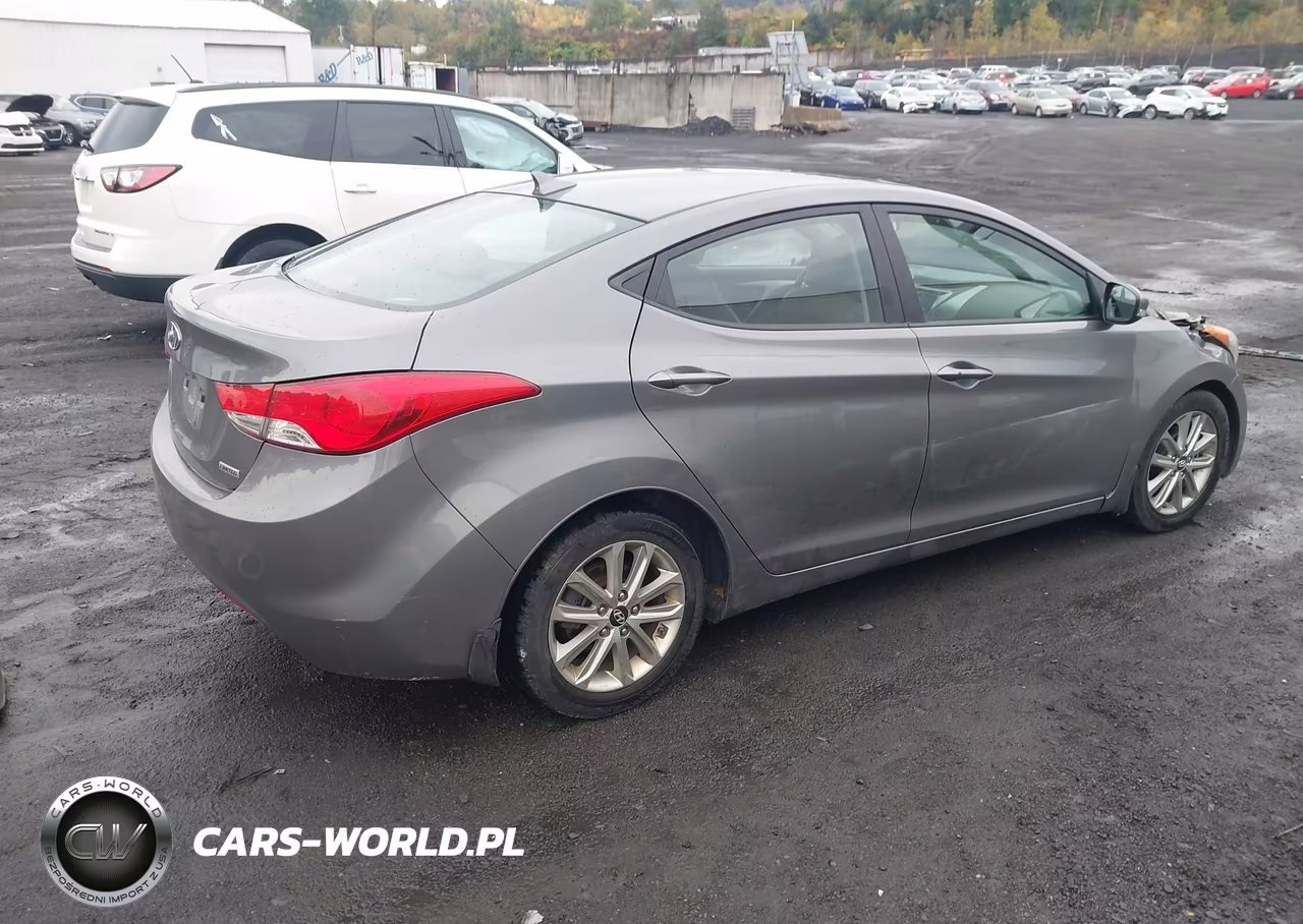 2013 Hyundai Elantra Limited Pzev VIN:5NPDH4AE0DH230061 - 4