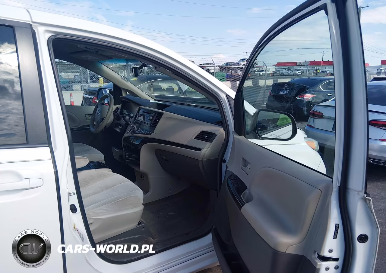 2013 Toyota Sienna Le V6 8 Passenger VIN:5TDKK3DC3DS398591 - 5