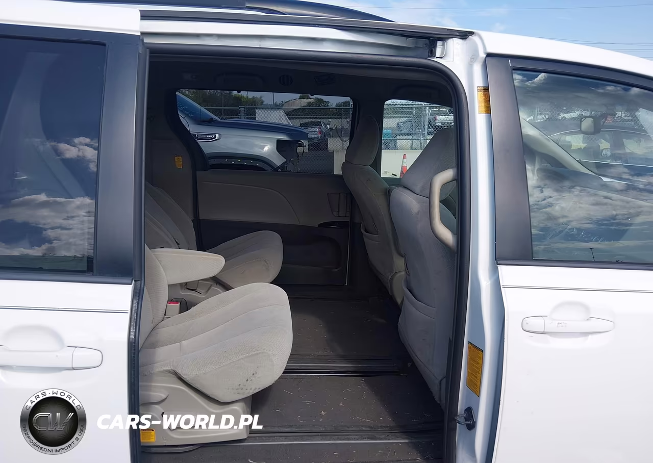 2013 Toyota Sienna Le V6 8 Passenger VIN:5TDKK3DC3DS398591 - 8