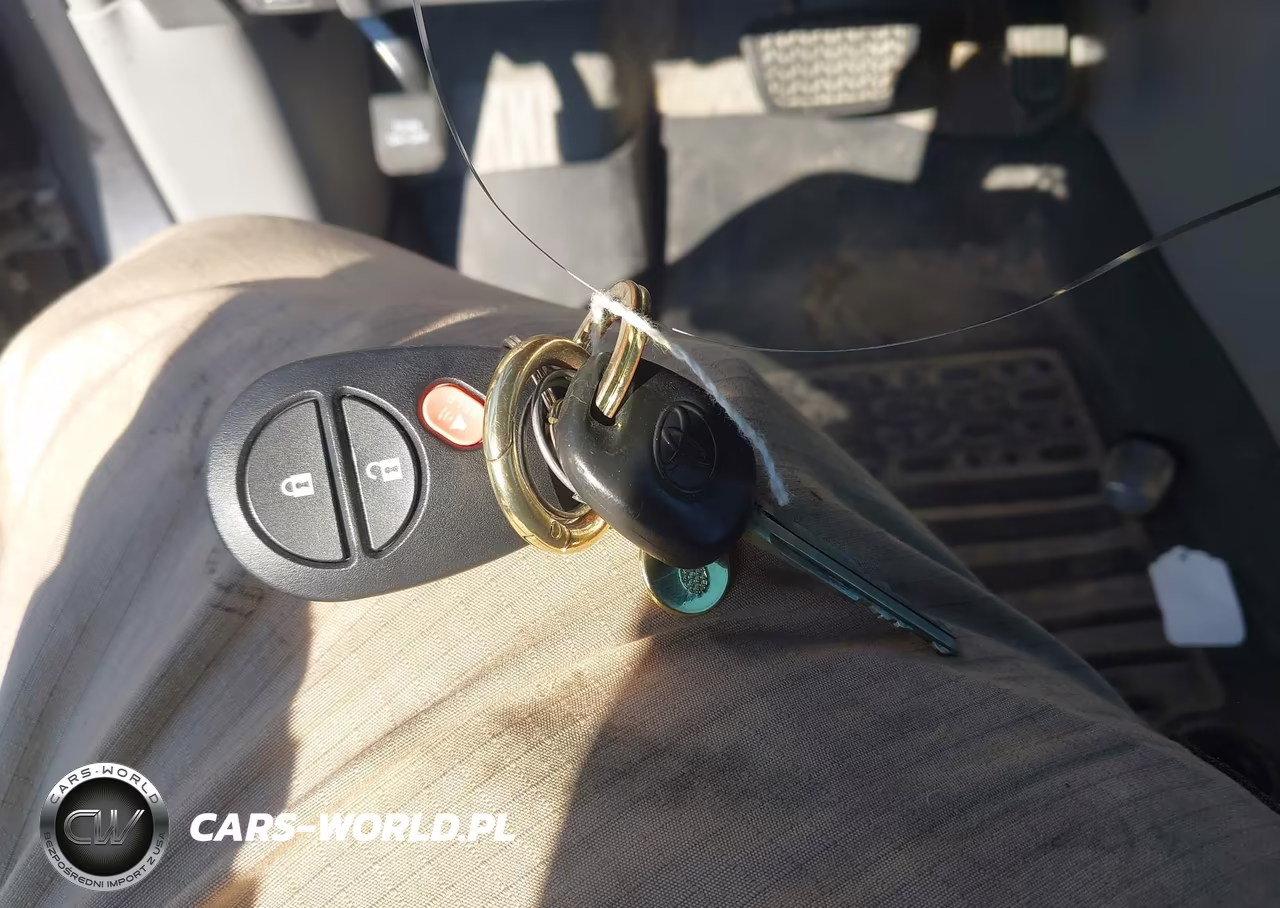 2010 Toyota Highlander Base V6 VIN:JTEZK3EH3A2104985 - 11