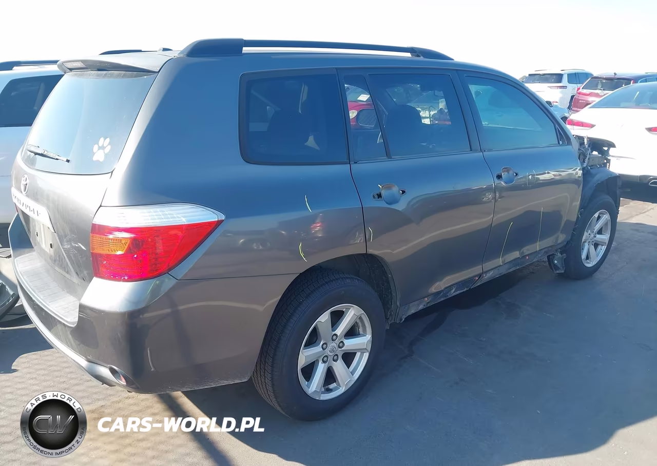 2010 Toyota Highlander Base V6 VIN:JTEZK3EH3A2104985 - 4