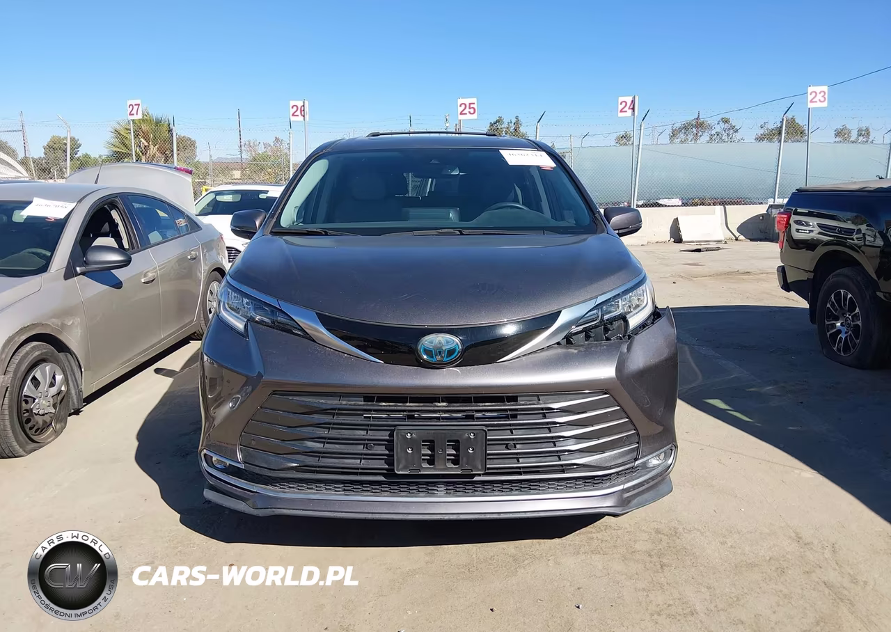 2021 Toyota Sienna Limited VIN:5TDZRKEC0MS041369 - 12