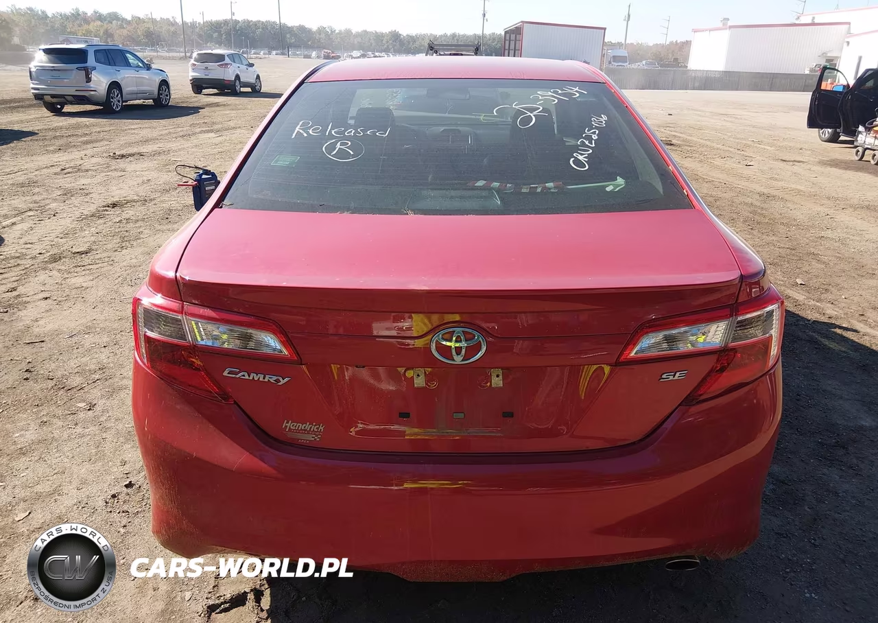 2014 Toyota Camry Se VIN:4T1BF1FK4EU865961 - 16