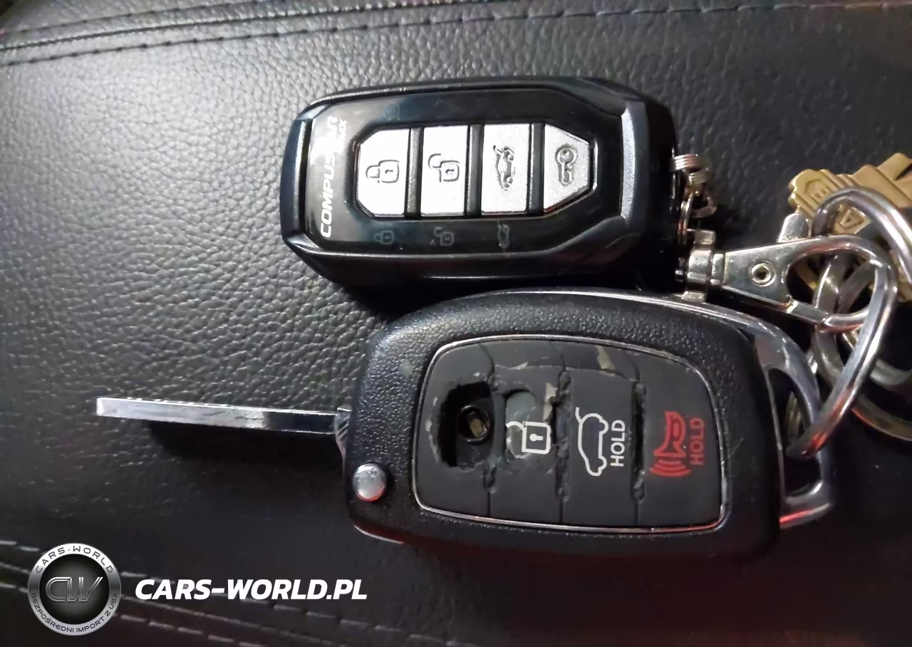 2016 Hyundai Santa Fe Sport 2.4L VIN:5XYZTDLB5GG374949 - 11