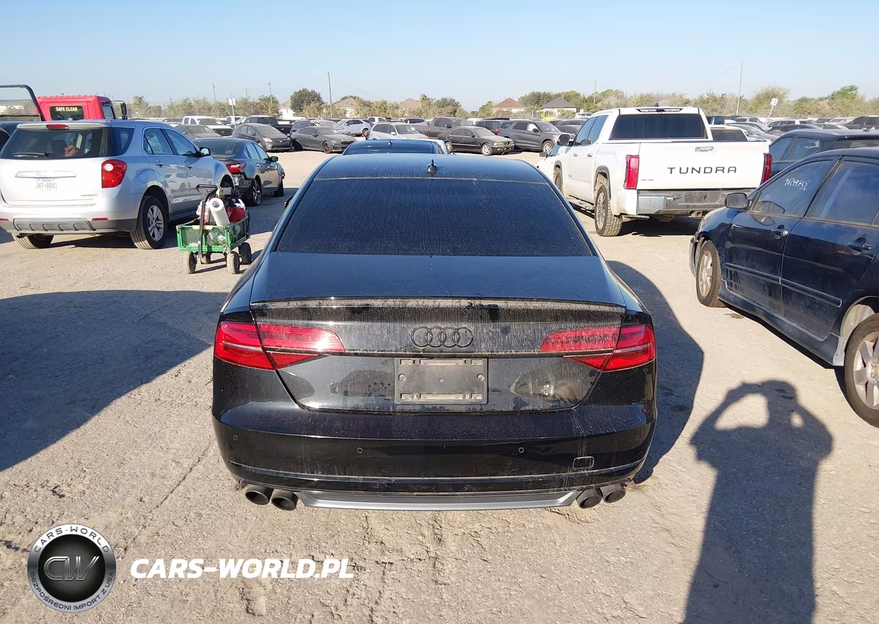 2017 Audi S8 Plus 4.0T Plus (Tiptronic) (No Longer Available For Ordering) VIN:WUAJ5AFDXHN900525 - 15