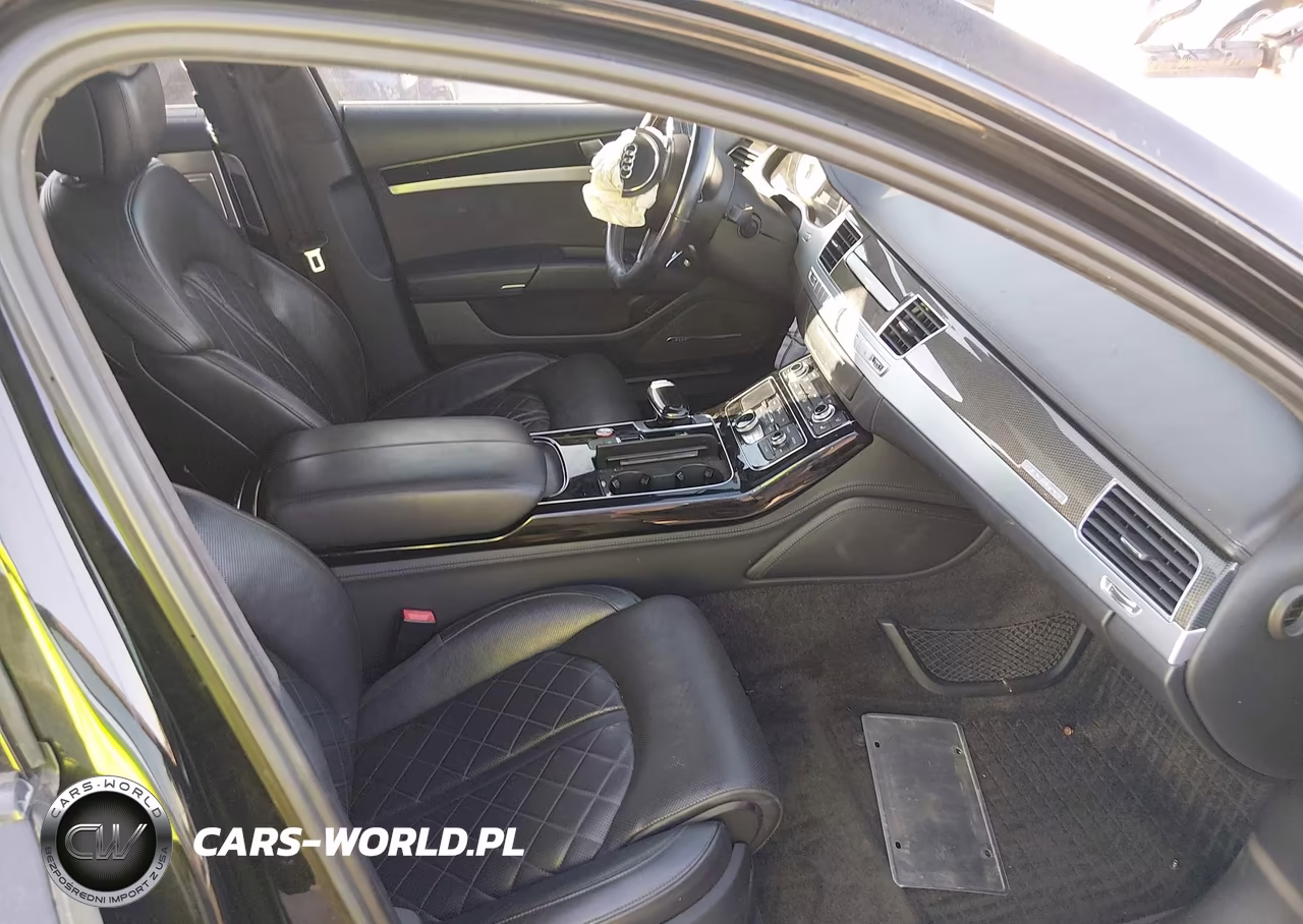 2017 Audi S8 Plus 4.0T Plus (Tiptronic) (No Longer Available For Ordering) VIN:WUAJ5AFDXHN900525 - 5