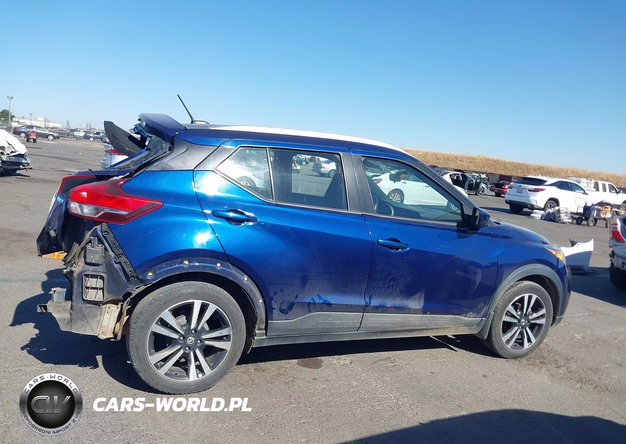 2018 Nissan Kicks Sv VIN:3N1CP5CU9JL506938 - 13
