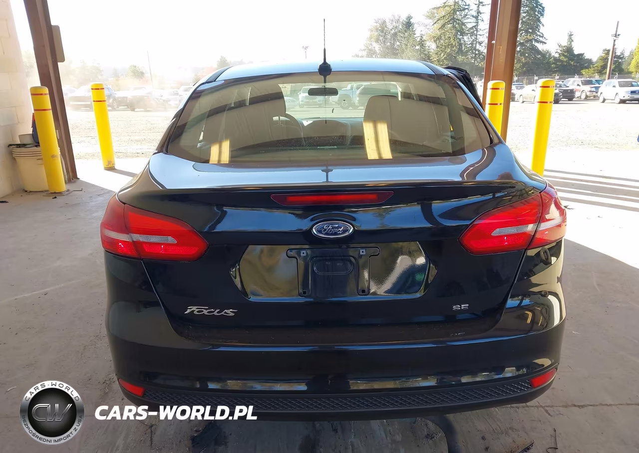 2017 Ford Focus Se VIN:1FADP3F23HL304253 - 16