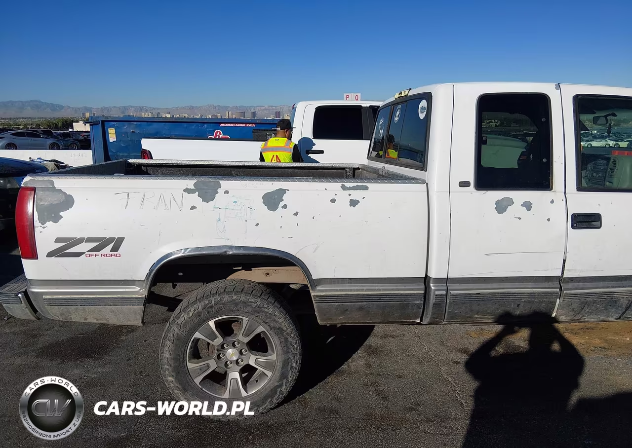 1998 Chevrolet K1500 Fleetside VIN:2GCEK19R6W1158573 - 12