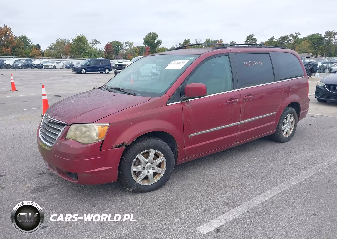 2010 Chrysler Town & Country Touring VIN:2A4RR5D19AR135782 - 2