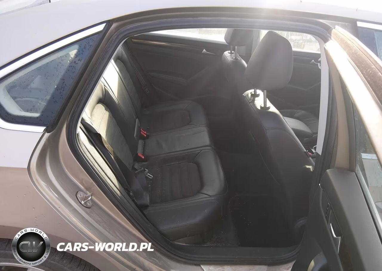 2015 Volkswagen Passat Sel VIN:1VWCS7A32FC075229 - 8