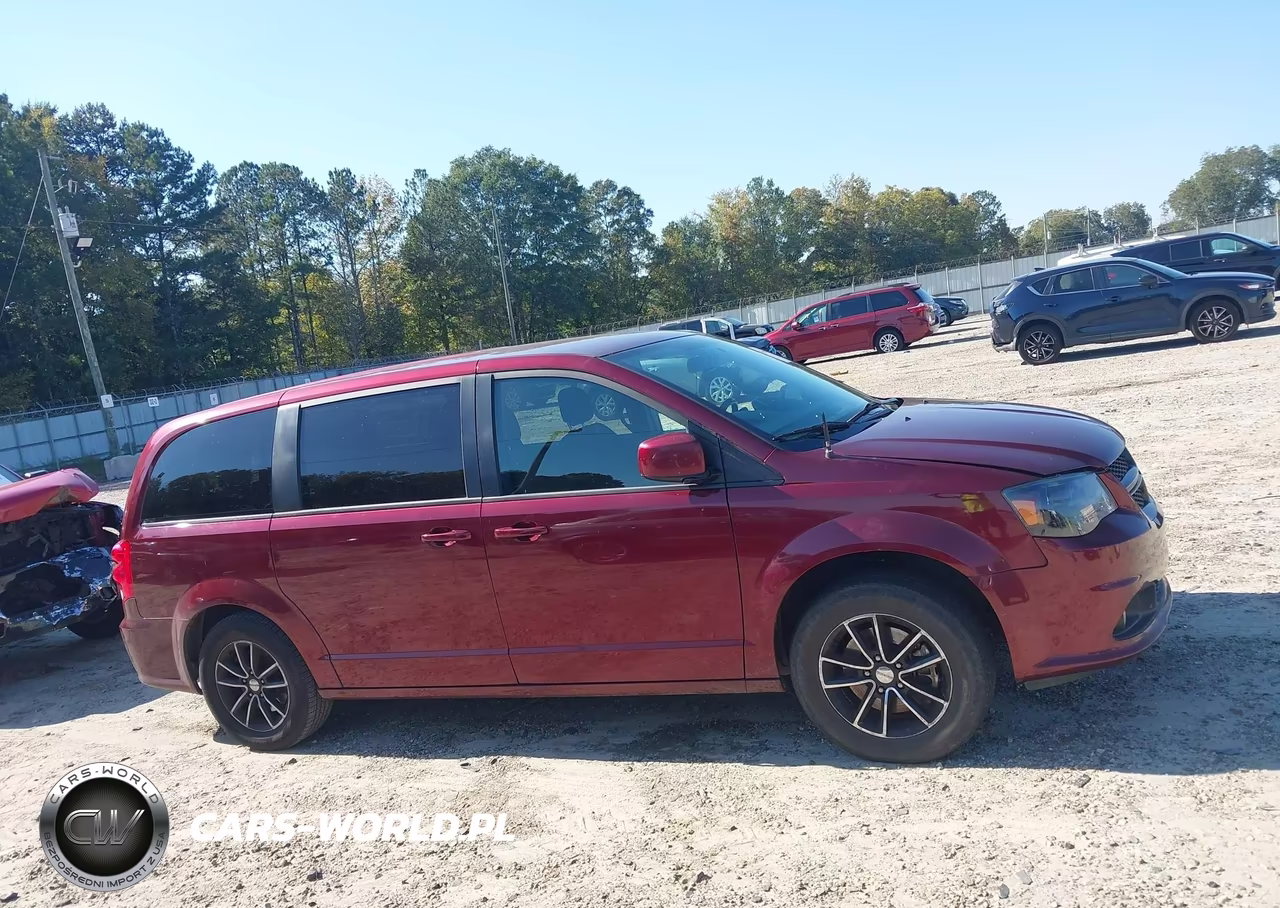 2018 Dodge Grand Caravan Se Plus VIN:2C4RDGBGXJR206383 - 13