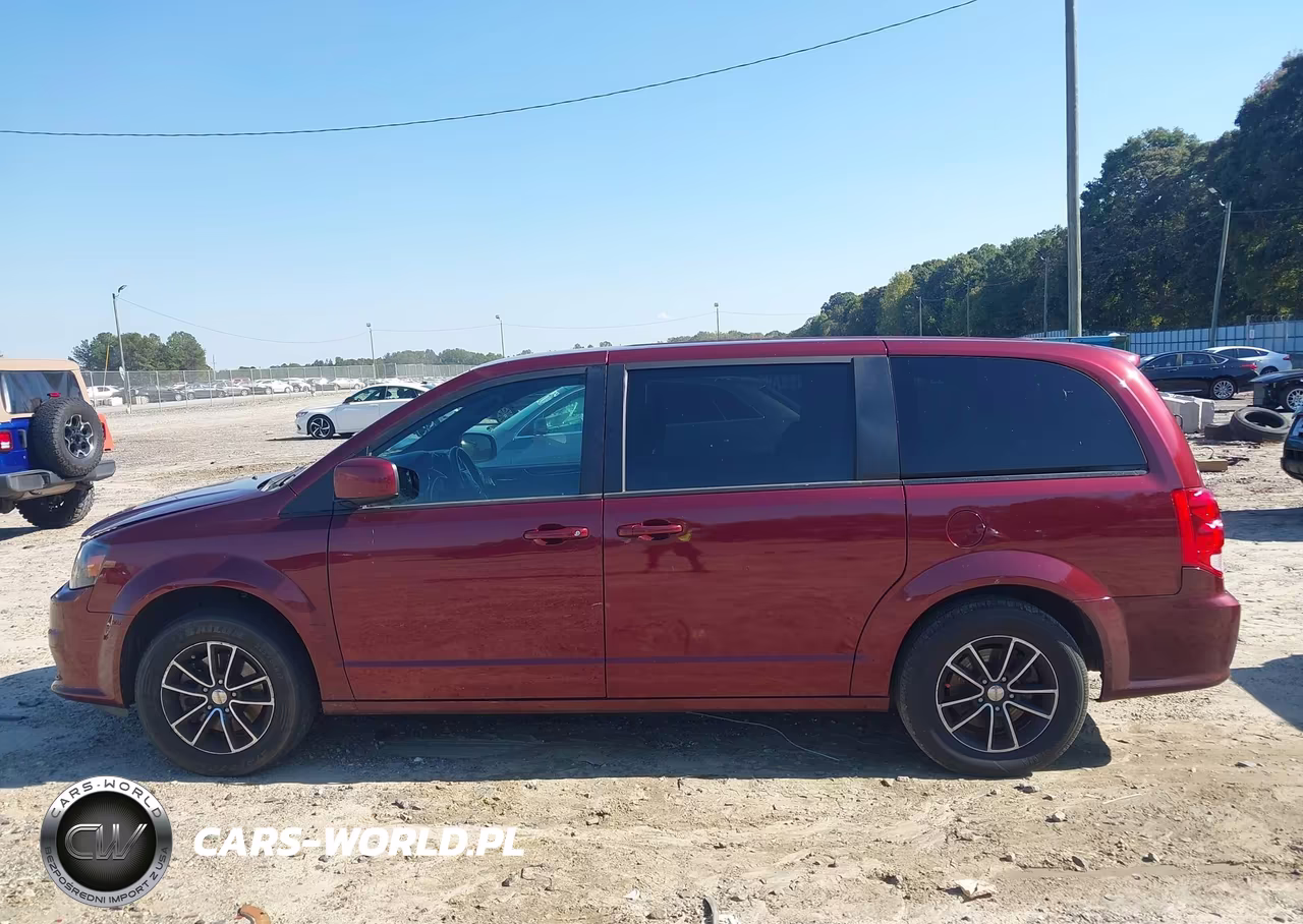 2018 Dodge Grand Caravan Se Plus VIN:2C4RDGBGXJR206383 - 14