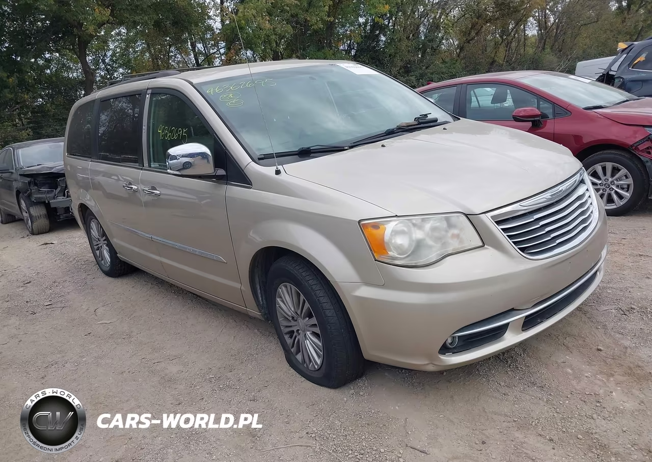 2014 Chrysler Town & Country Touring-L