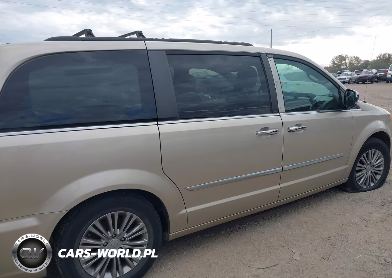 2014 Chrysler Town & Country Touring-L VIN:2C4RC1CG4ER168881 - 13