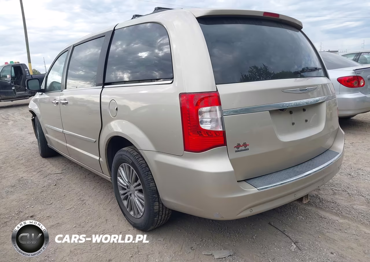 2014 Chrysler Town & Country Touring-L VIN:2C4RC1CG4ER168881 - 3
