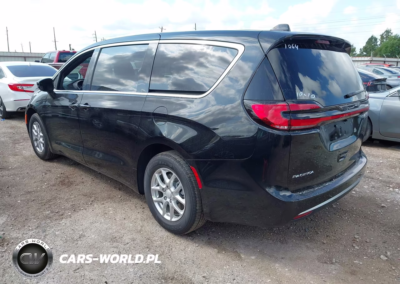 2027 Chrysler Pacifica VIN:2C4RC1BG6VR611064 - 3