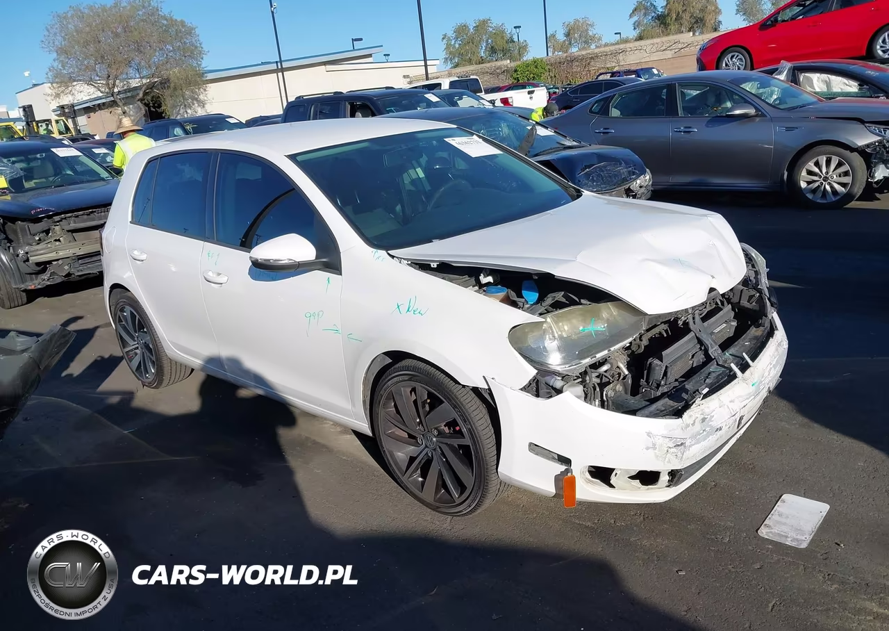 2012 Volkswagen Golf 2.5L 4-Door