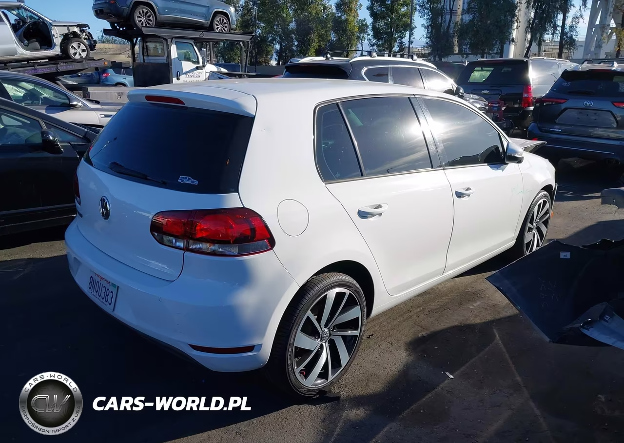 2012 Volkswagen Golf 2.5L 4-Door VIN:WVWDB7AJ9CW243982 - 4