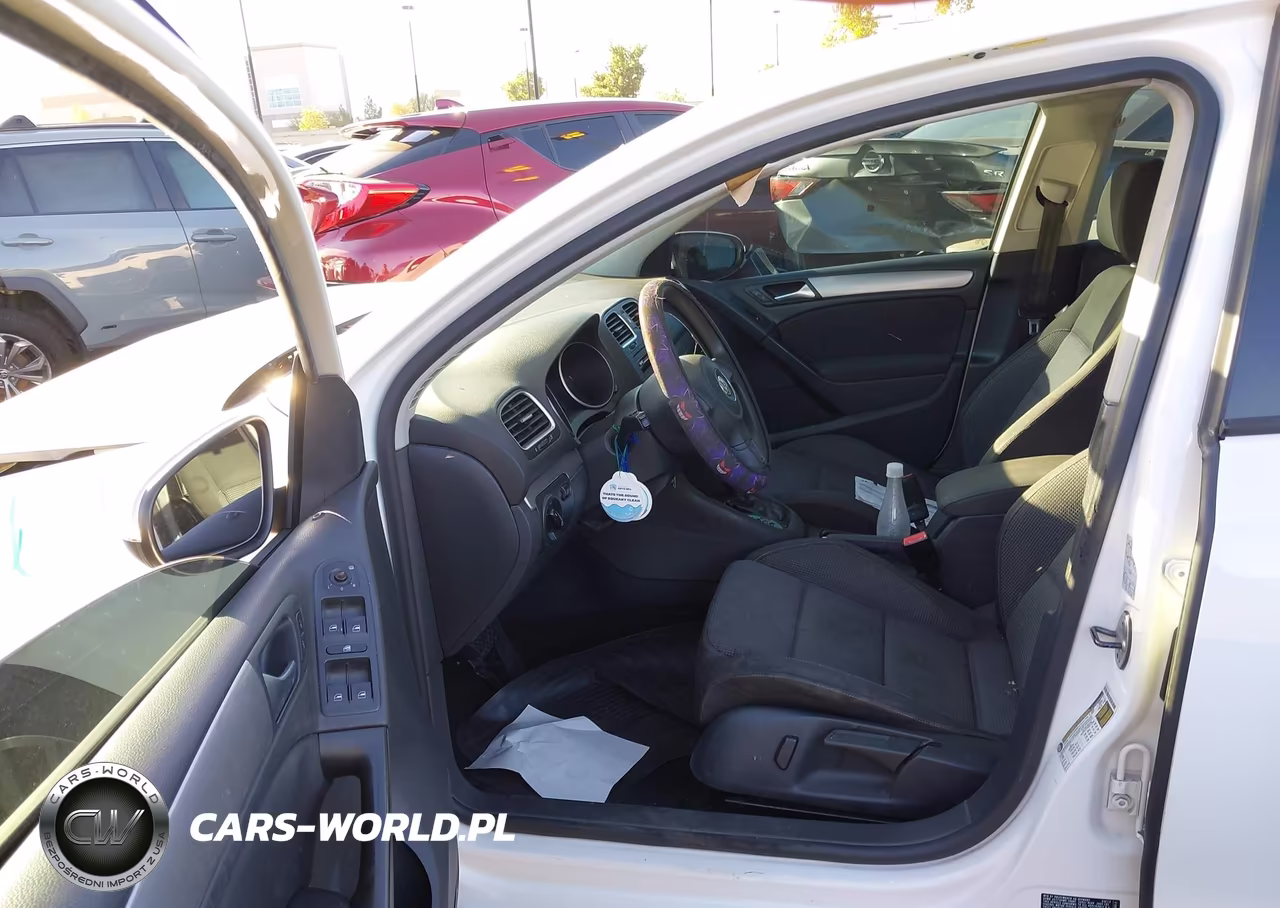 2012 Volkswagen Golf 2.5L 4-Door VIN:WVWDB7AJ9CW243982 - 5