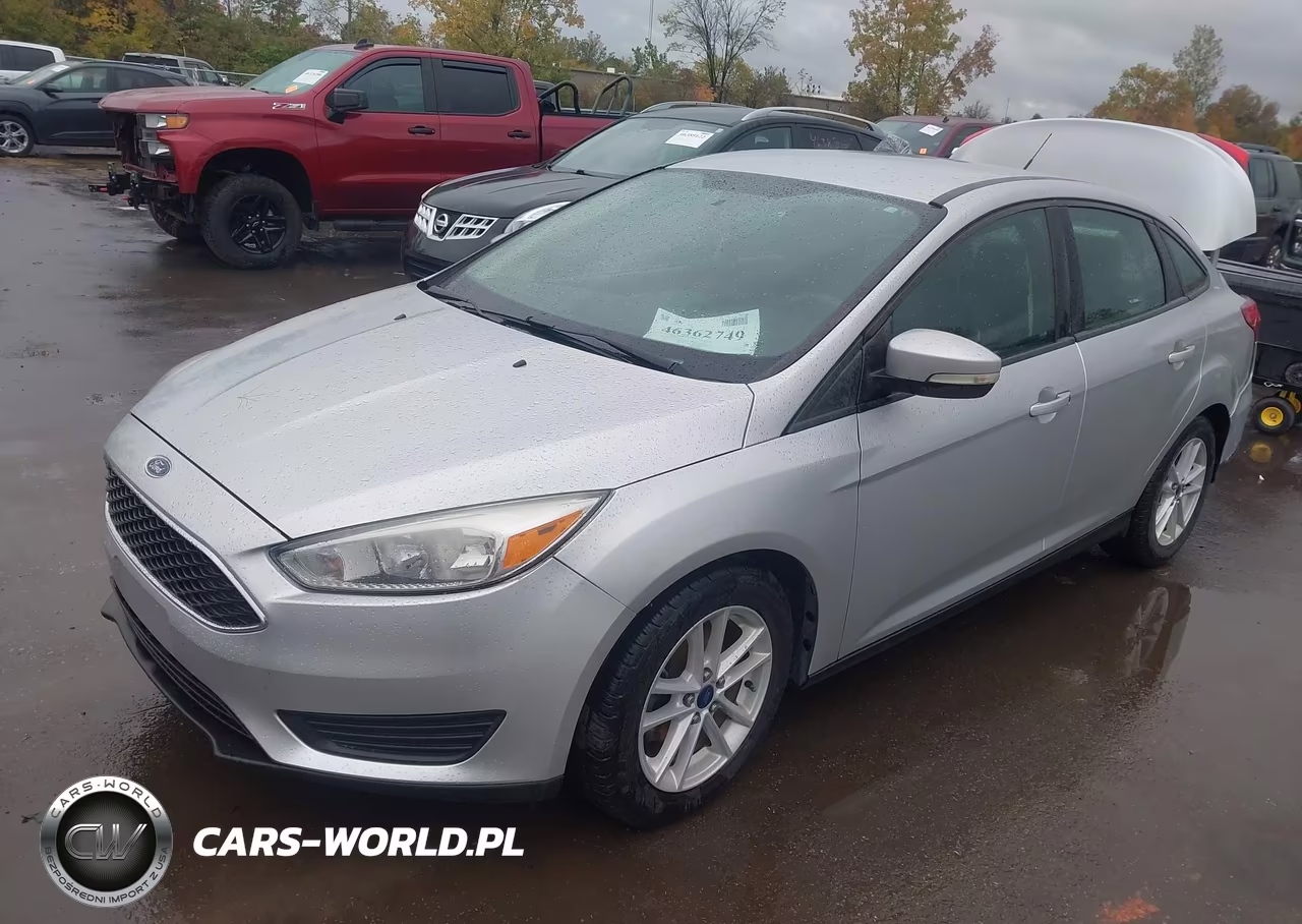 2017 Ford Focus Se VIN:1FADP3F23HL340167 - 2